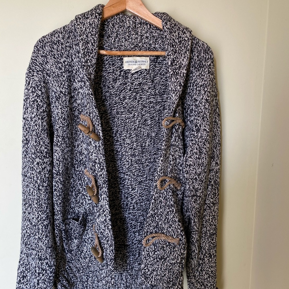 Ralph Lauren sweater size medium